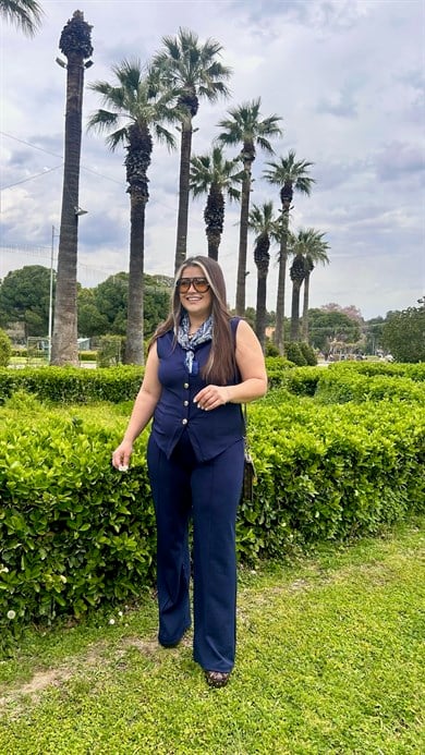 Gold Düğmeli Yelekli Takım