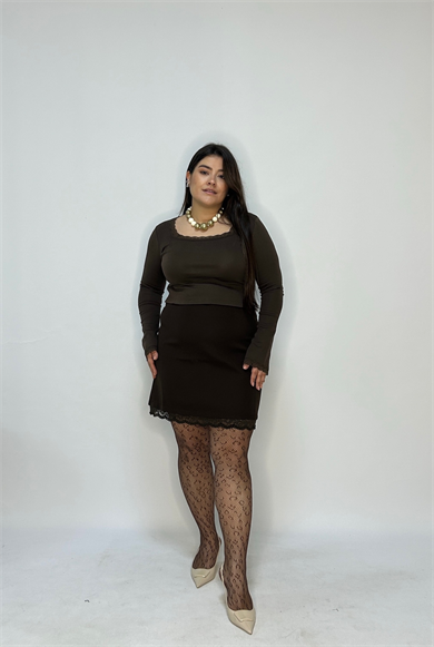 Kahverengi Dantel Detaylı Kare Yaka Modal Kumaş Bluz 