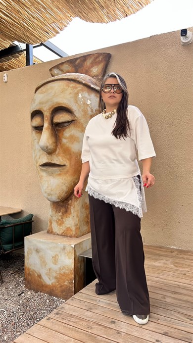 Krem Dantel Detaylı Bluz 