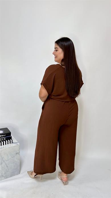 Kruvaze Yaka Kahverengi Tulum 