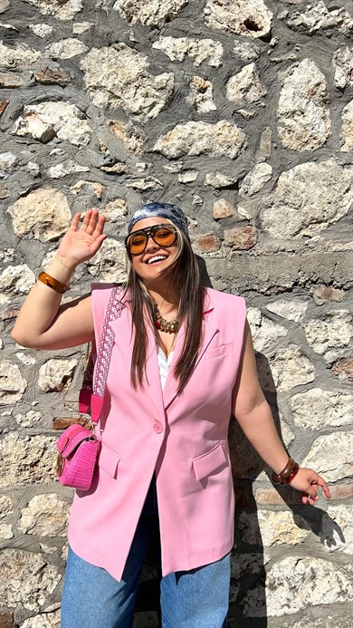Pembe Vatkalı Blazer Yelek