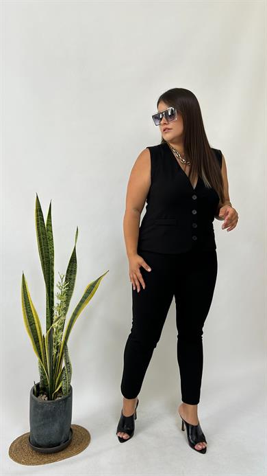 Sihirli Yelekli Dar Paça Pantolon Takım - 2002