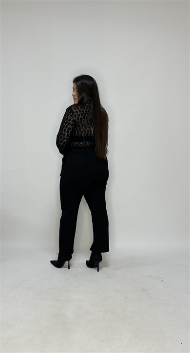 Siyah Dantel Likralı Bluz 