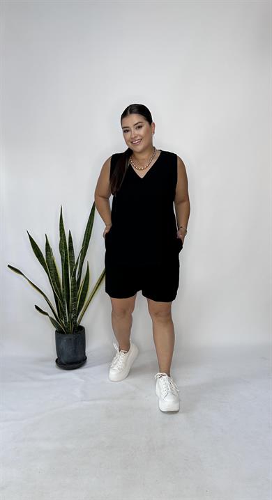 Siyah Keten Karışımlı Şortlu Takım 