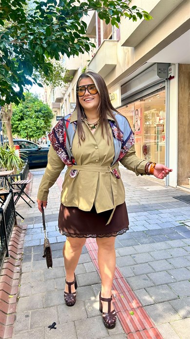 Yeşil Kemerli Poplin Gömlek