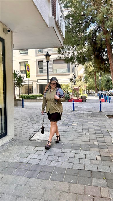 Yeşil Kemerli Poplin Gömlek