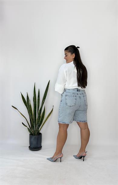 Yıkamalı Likralı Denim Şort