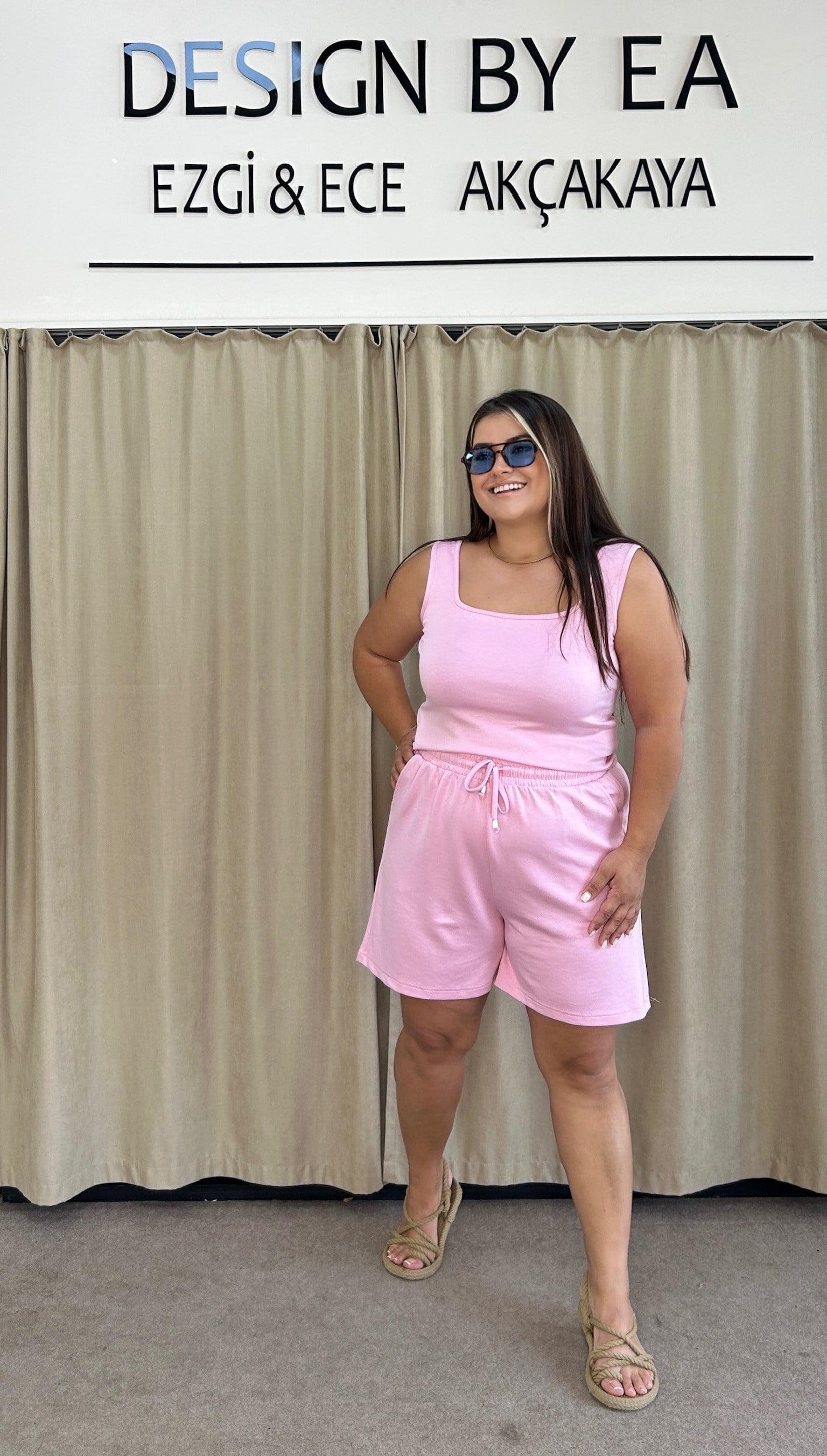975- Pembe Modal Şortlu Takım