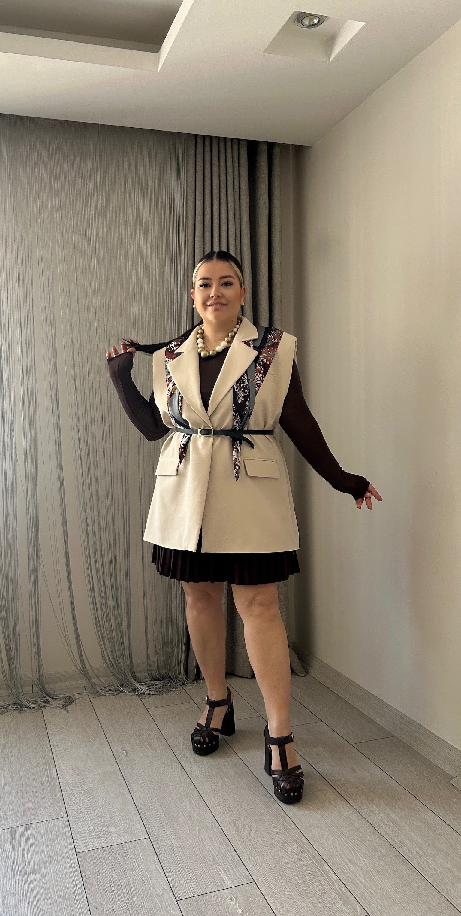 Krem Vatkalı Blazer Yelek