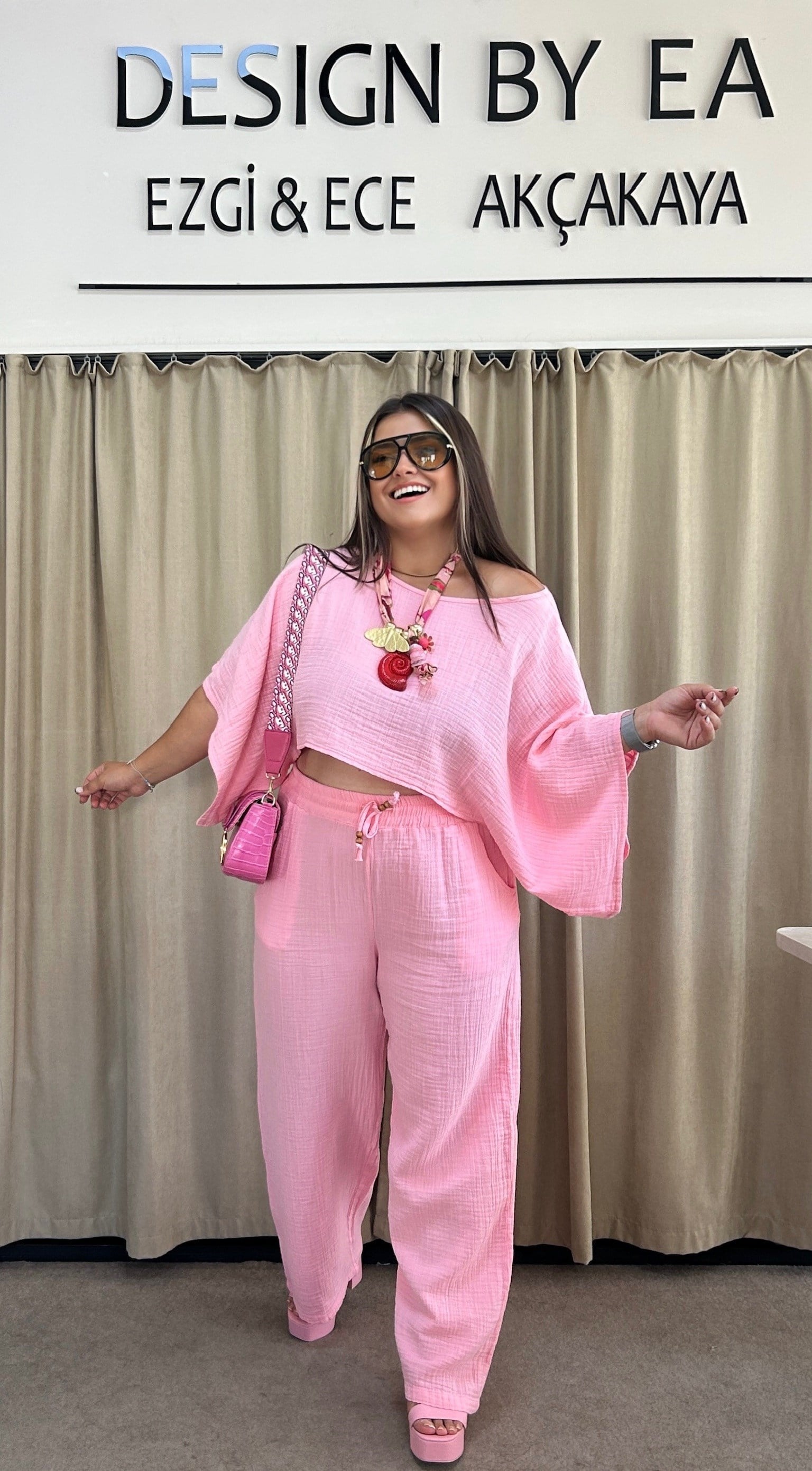 YB26784- Pembe Müslin Pelerin Bluz