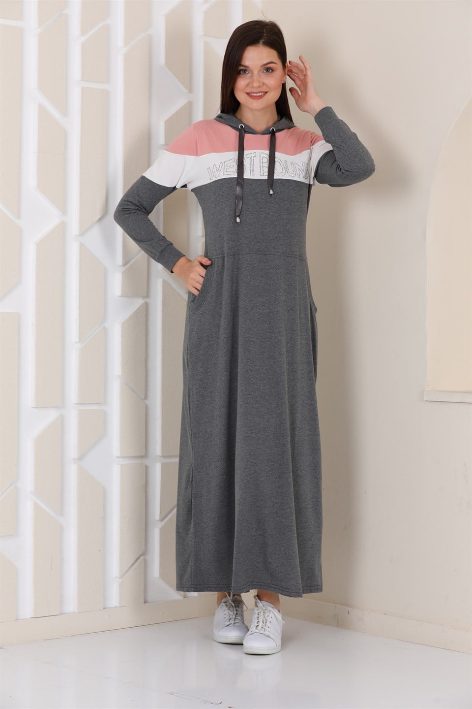 1530894731 - Bayan Taş Detaylı Cepli Kapüşonlu Tesettür Elbise -westbound