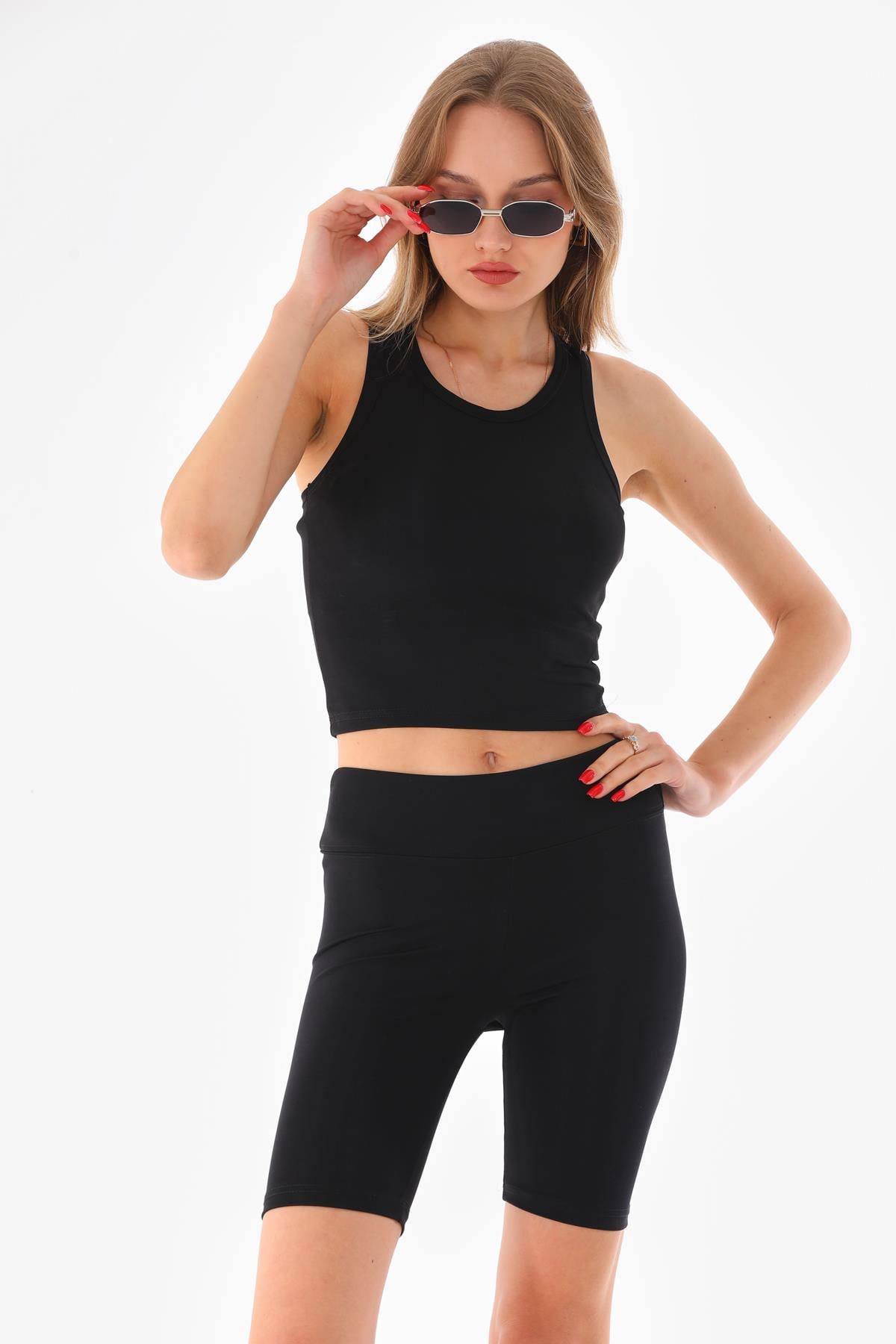 AFF-DKS-103 - Kadın Spor Yoga Biker Şort Parlak Siyah -westbound