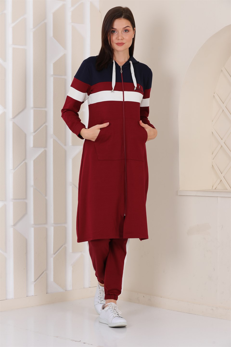 9530210701 - Bayan Nakışlı Fermuarlı Kapüşonlu Tesettür Eşofman Takımı -westbound