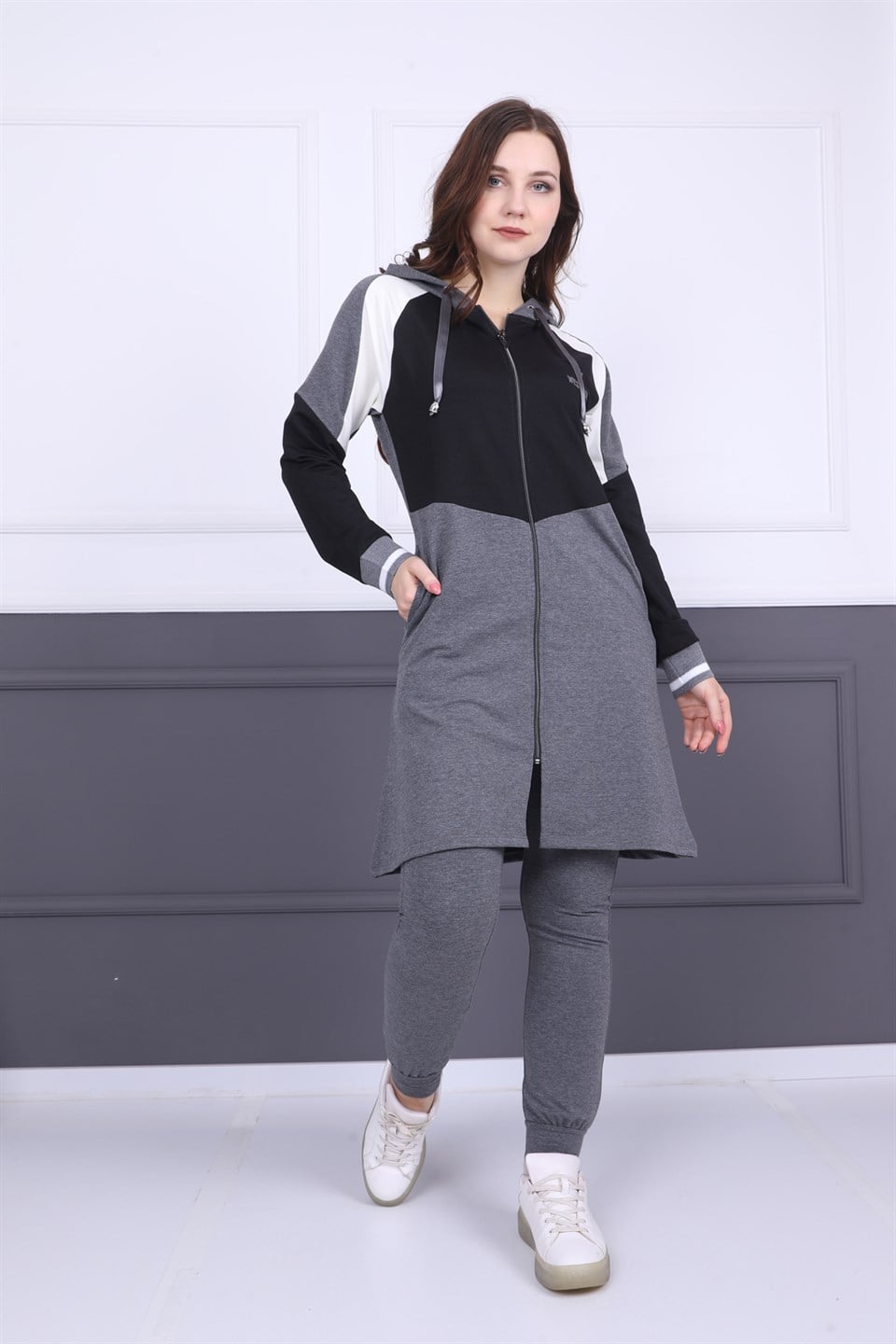 462918035 - Bayan Nakışlı Kapüşonlu Fermuarlı Tesettür Eşofman Takımı -westbound