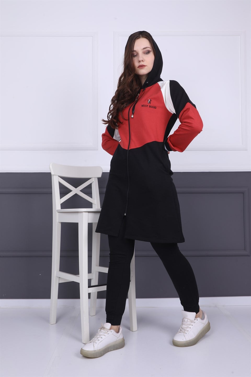 230849507 - Bayan Nakışlı Kapüşonlu Fermuarlı Tesettür Eşofman Takımı -westbound