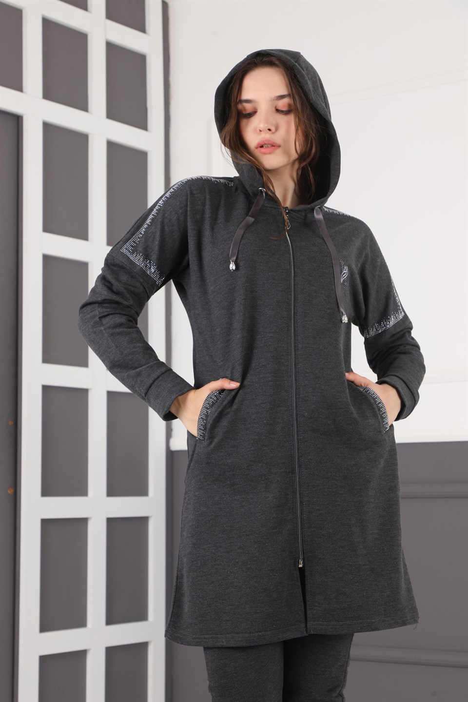 016082501441 - Bayan Taş Detaylı Fermuarlı Kapüşonlu Tesettür Eşofman Takım -westbound