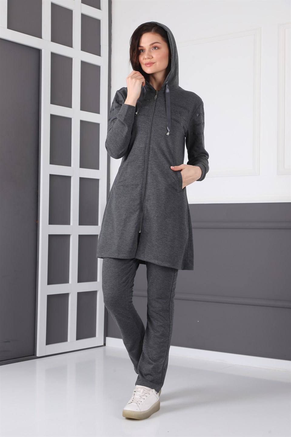 19082019076 - Bayan Taş Detaylı Fermuarlı Kapüşonlu Tesettür Eşofman Takımı -westbound