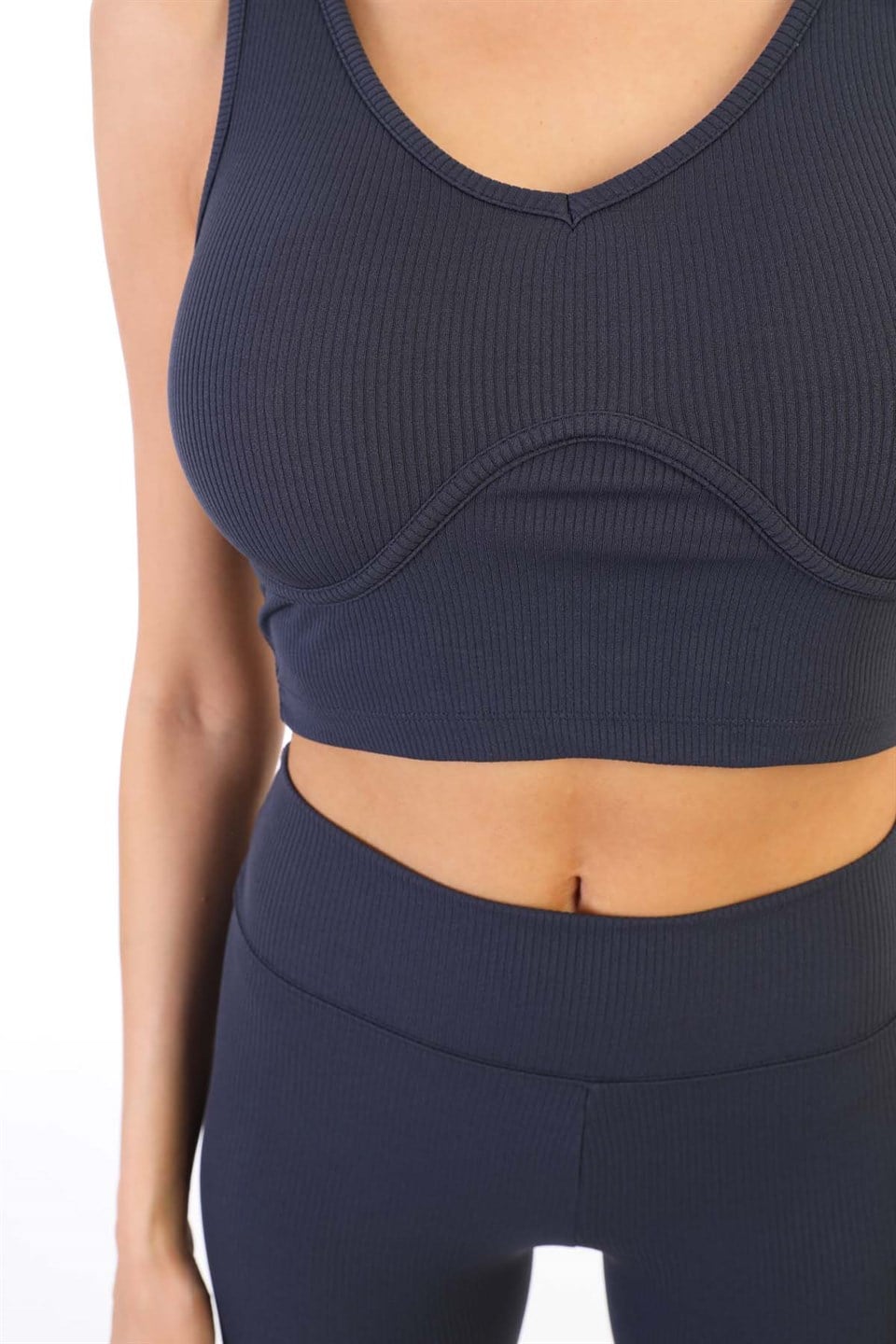 Aff-Fit-009 - Fitilli Spor Crop Bustiyer - Antrasit -westbound