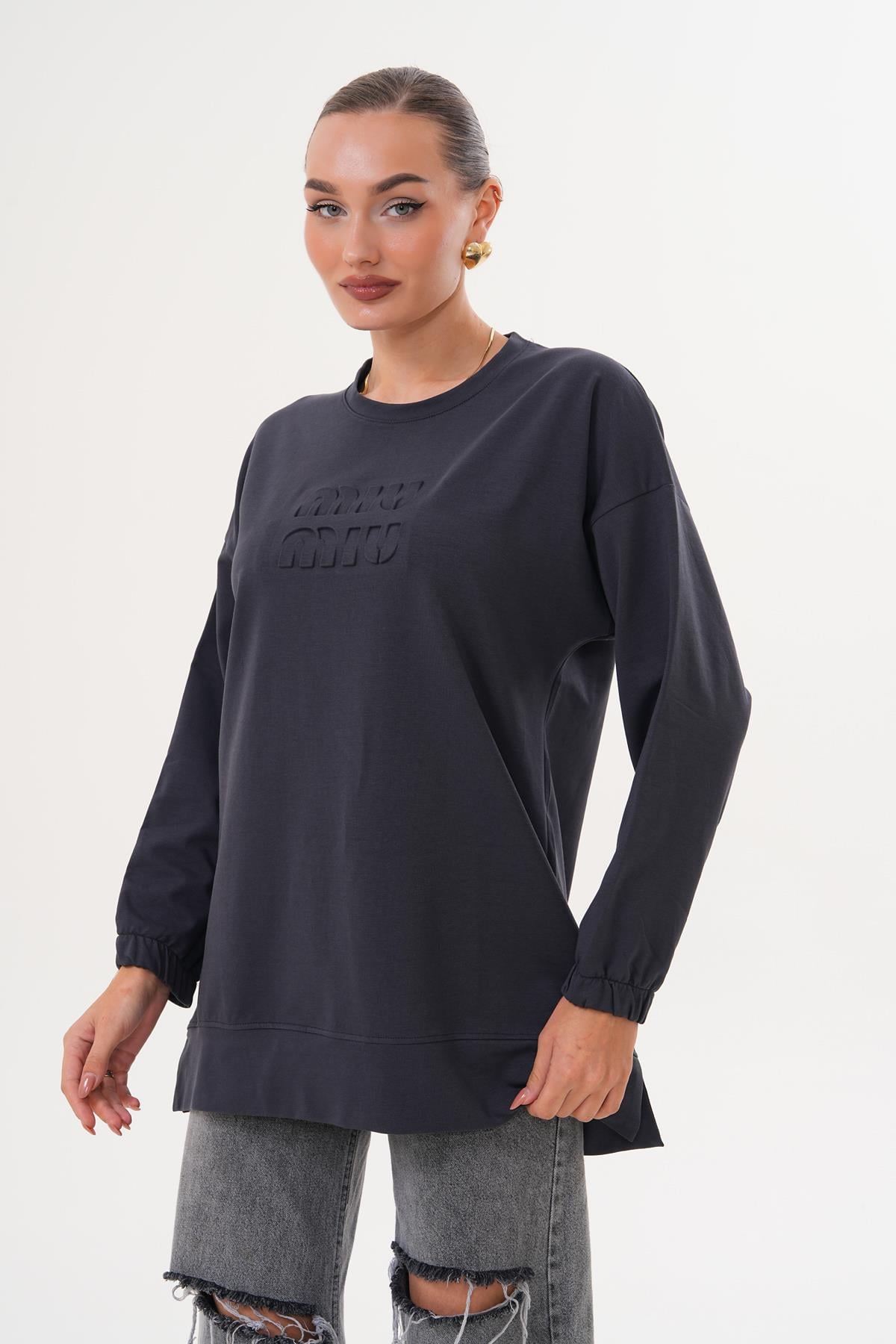 712 - FÜME MİU Kabartma Baskı Bisiklet Yaka Tesettür Sweatshirt Tunik 712 -westbound