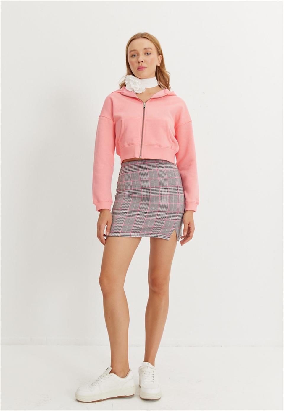 Kadın Pembe Renk Kapüşonlu Şardonlu Crop Sweatshirt Hırka