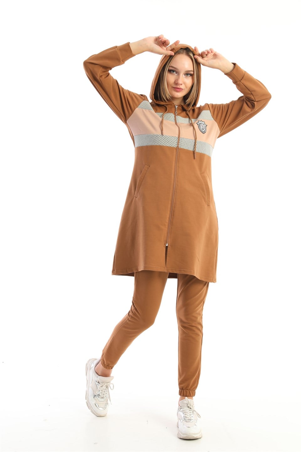 609-6-xl - Taba Pudra Armalı Kapüşonlu Fermuarlı Spor Trenç Kap Jogger Takım -westbound