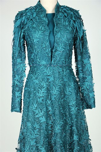 05-710 Omuzları Aplikli Güpürlü Taşlı Abiye - Petrol