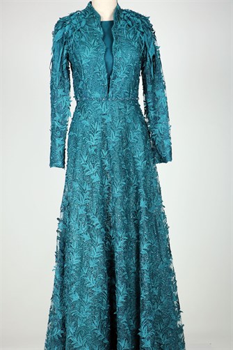 05-710 Omuzları Aplikli Güpürlü Taşlı Abiye - Petrol