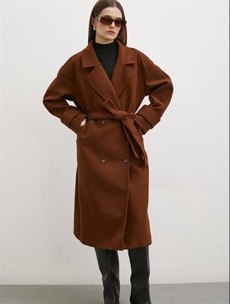 20076 Robalı Uzun Kaşe Kaban - Kahverengi