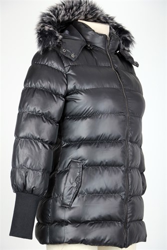 3714 Kürklü Kapişonlu Sıkı Dolum Mont