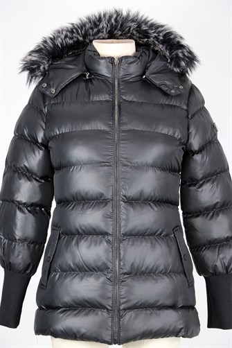 3714 Kürklü Kapişonlu Sıkı Dolum Mont