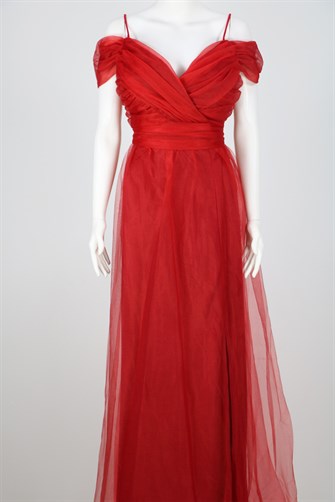 38748-5 Büzgülü Tül Etek Askılı Uzun Elbise - Kırmızı