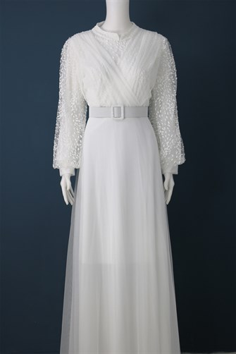 38994 Omuzları Beli Büzgülü Uzun kol U.Elbise - Beyaz