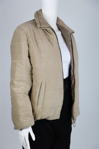 4017 Kadife Kısa Mont