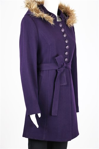 Önü Sık Düğmeli Kaşe Kaban