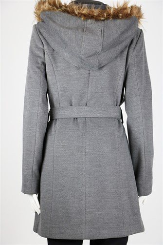 Önü Sık Düğmeli Kaşe Kaban