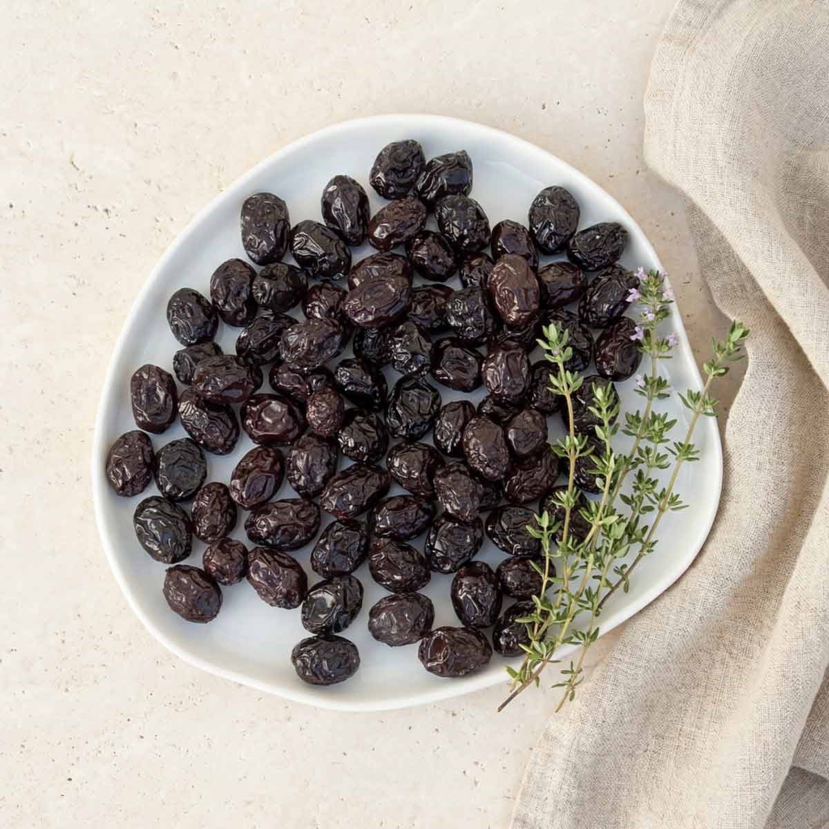 Ayolis Premium Gurme Yağlı Sele Siyah Zeytin M 950 g (Zeytinyağlı)