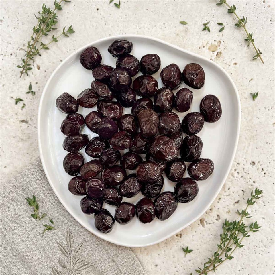 Ayolis Premium Gurme Yağlı Salamura Siyah Zeytin XL 1700 g (Zeytinyağlı)