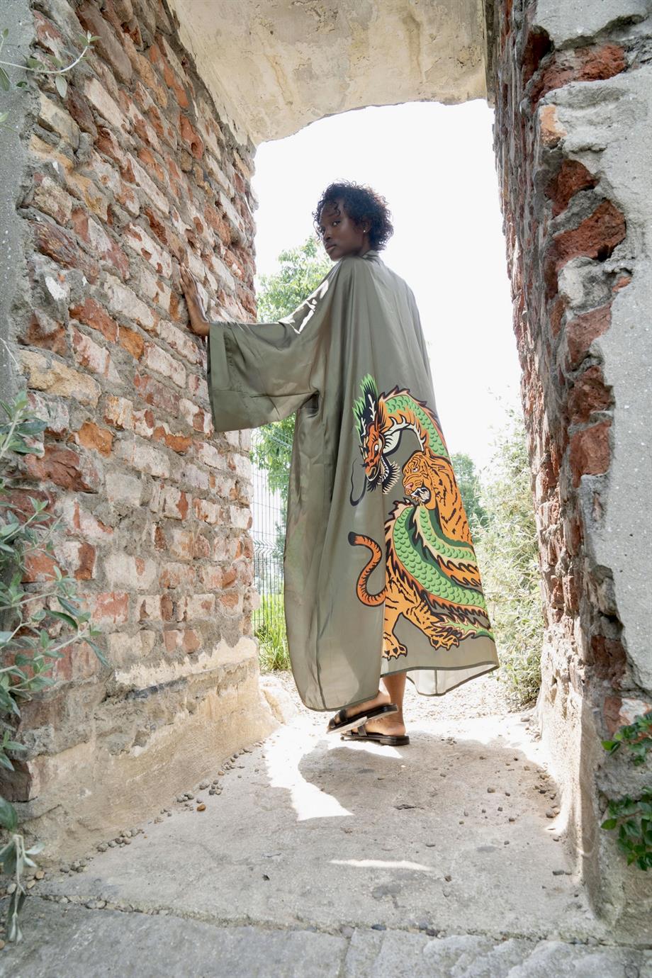 Draglion Haki Kimono