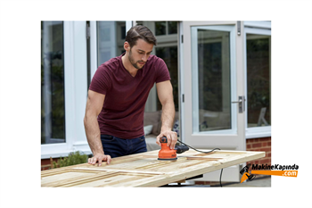 Black+Decker BEW210 Eksantrik Zımpara Makinesi
