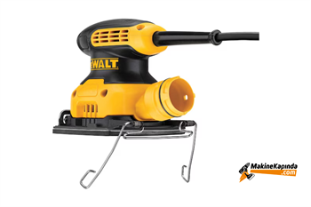 Dewalt DWE6411 1/4 Tabaka Titreşimli Zımparalama Makinesi