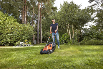 Black & Decker 1200W 32cm Çim Kesme Makinesi