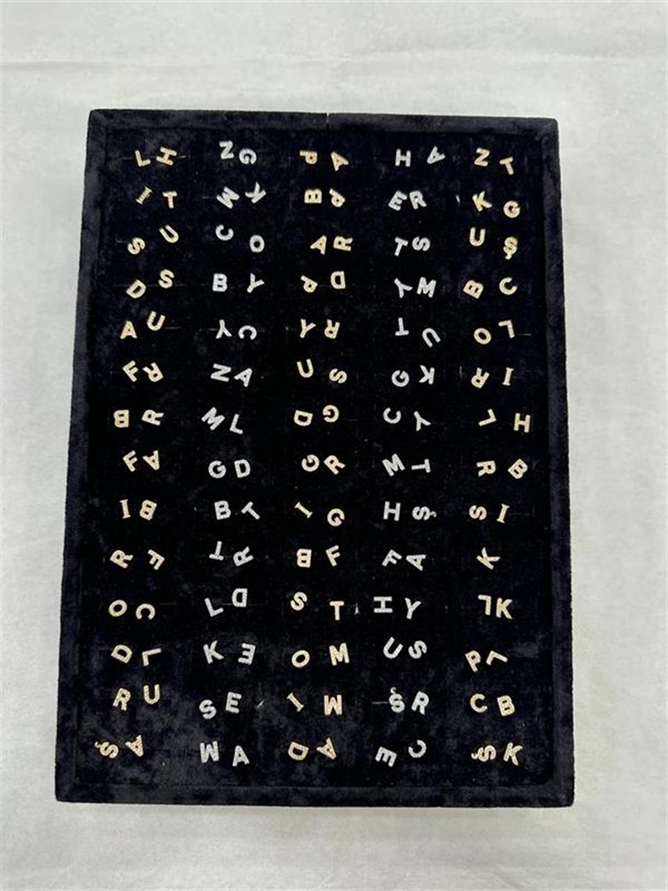 140lı Standlı Harf Tragus Küpe - ÇOK RENKLİ