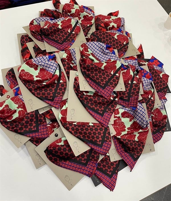 Desenli Fular 50x50 - ÇOK RENKLİ