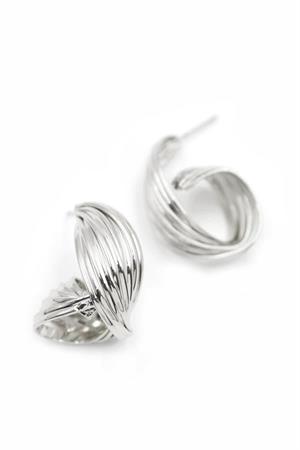 Metal Kıvrımlı Küpe - Gümüş