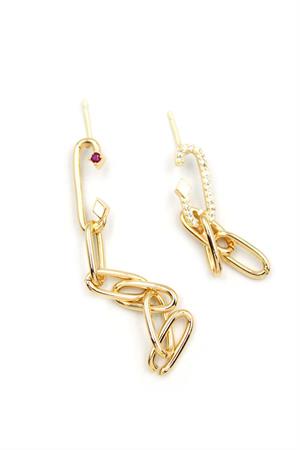 Tek Kulak Zincir Küpe - Altın