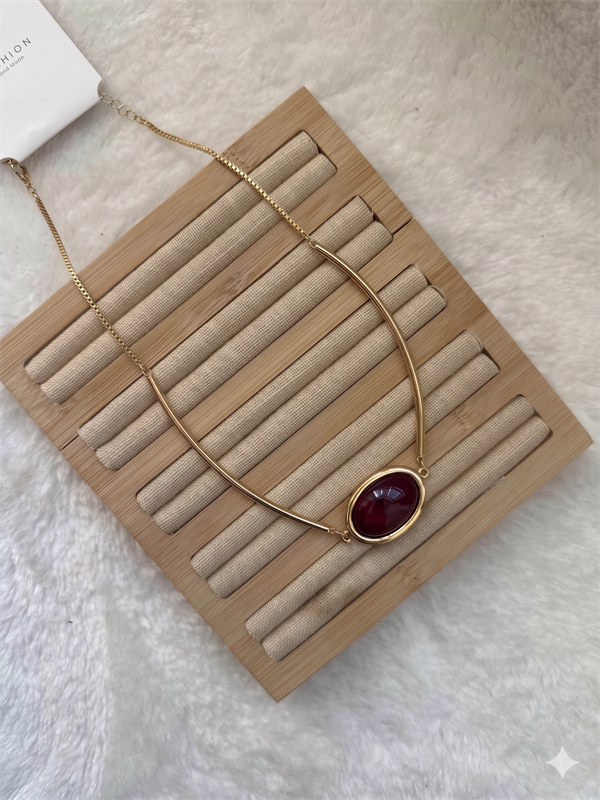 Taşlı Kolye - Bordo