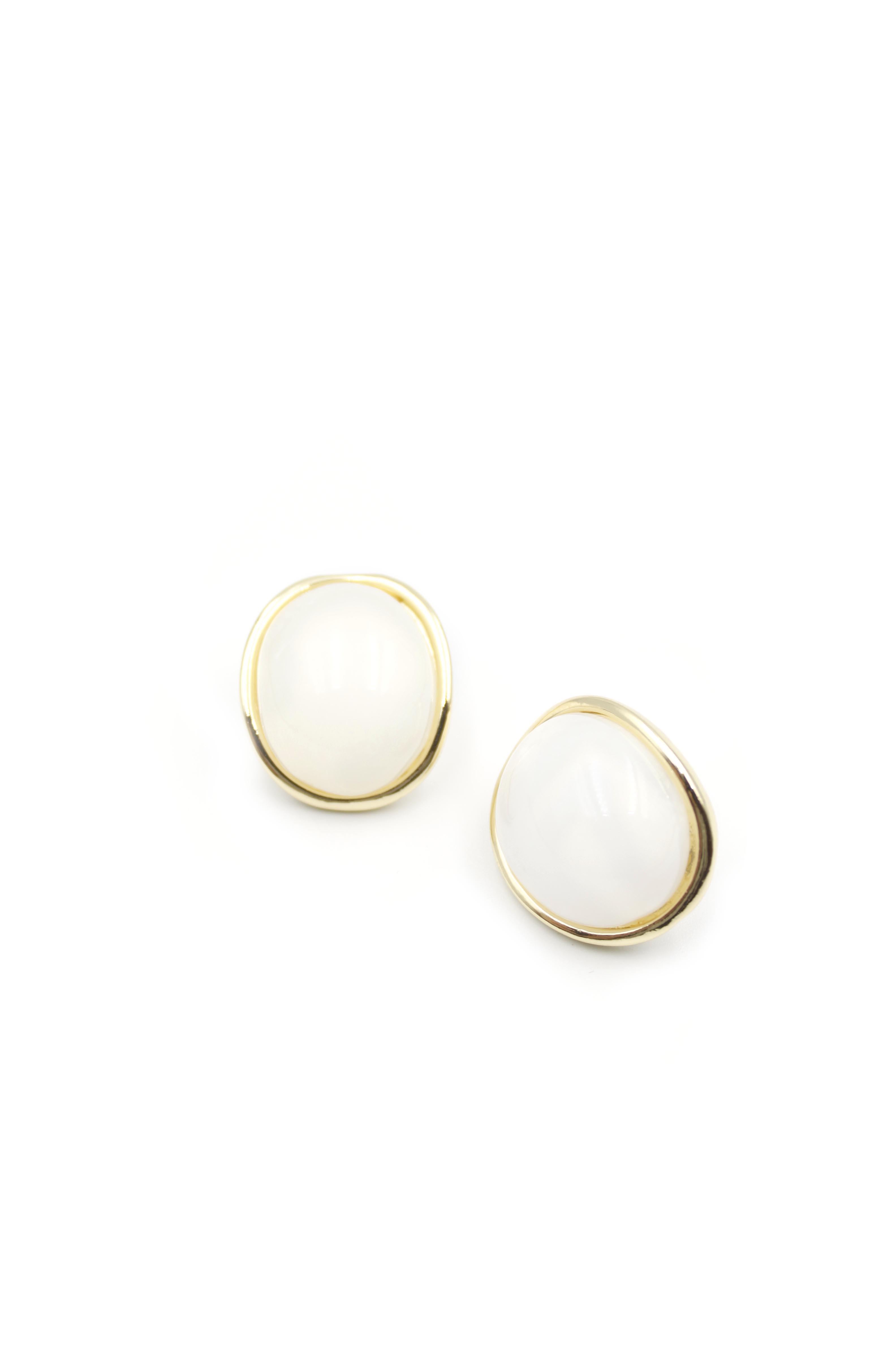 Oval Küpe - Beyaz
