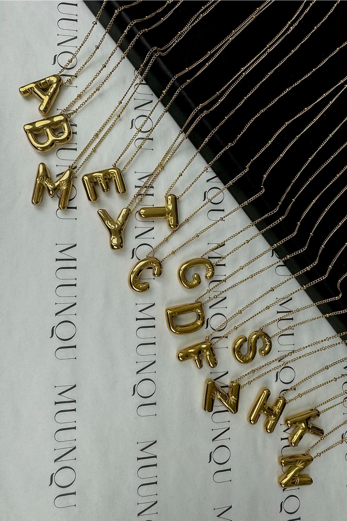 Gold Çelik Balon Harf Kolye