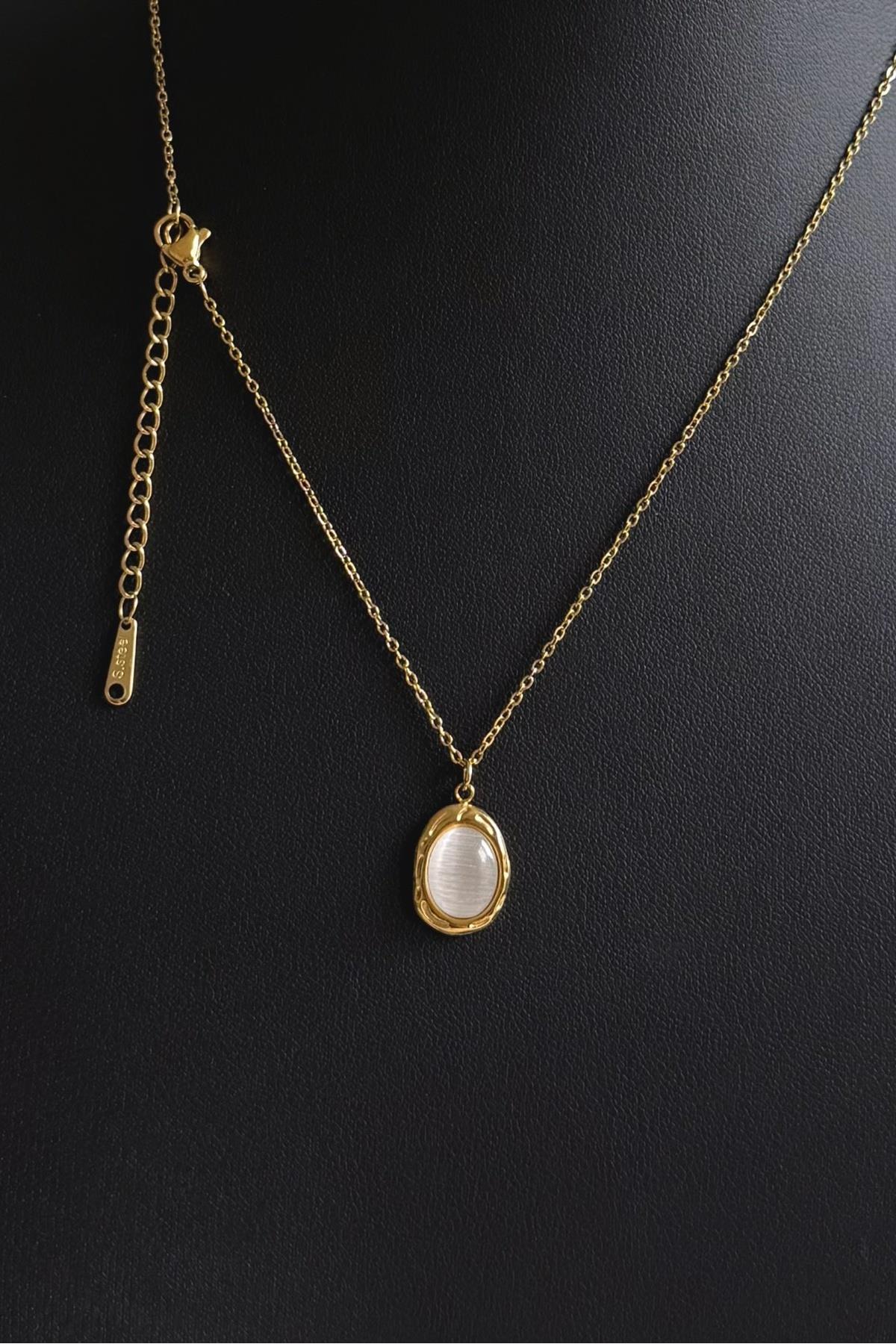 Gold Çelik Bej Taşlı Asimetrik Vintage Kolye