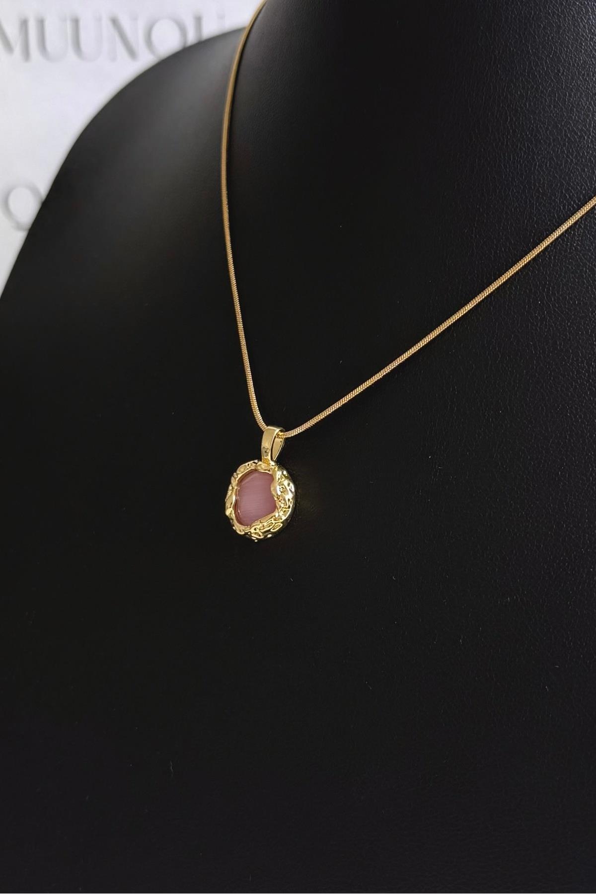 Gold Çelik Pembe Taşlı Asimetrik Vintage Kolye